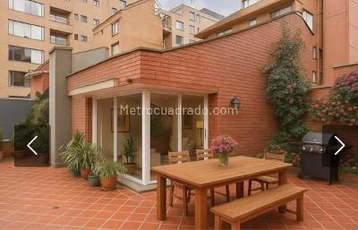 Apartamento de 3 alcobas en venta en Los Rosales, Bogotá, 413 m² · foto 3 de 15
