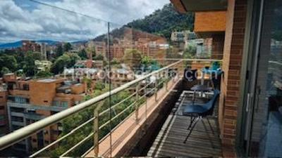 Apartamento de 3 alcobas en venta en Los Rosales Reservado, Bogotá, 300 m² · foto 18 de 19
