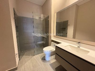 Apartamento de 1 alcoba en venta en Chico Norte Ii Sector, Bogotá, 78 m² · foto 7 de 7
