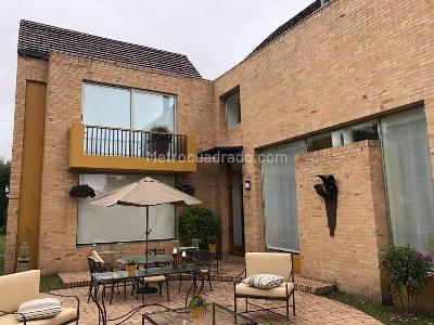 Casa de 4 alcobas en venta en Santiamen, La Calera, 350 m² · foto 17 de 18