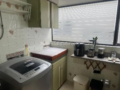 Apartamento de 3 alcobas en venta en Santa Barbara, Bogotá, 137 m² · foto 15 de 20