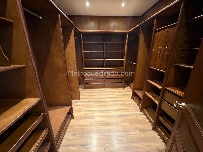 Apartamento en venta en Santa Barbara Alta, Bogotá · foto 12 de 16