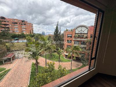 Apartamento en venta en Santa Barbara Alta, Bogotá · foto 14 de 16