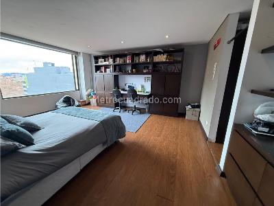 Apartamento de 4 alcobas en venta en Santa Paula, Bogotá, 255 m² · foto 13 de 20