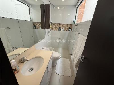 Apartamento de 4 alcobas en venta en Santa Paula, Bogotá, 255 m² · foto 17 de 20