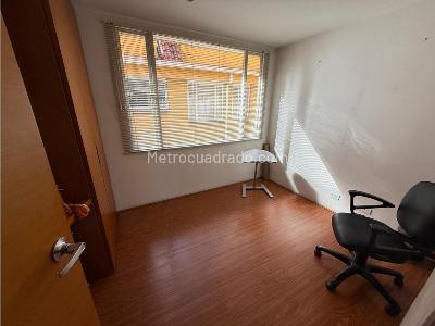 Casa de 4 alcobas en venta en San Patricio, Bogotá, 180 m² · foto 7 de 20