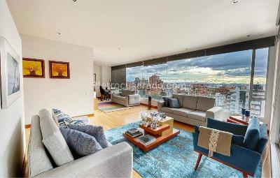 Apartamento de 3 alcobas en venta en Altos Del Refugio, Bogotá, 175 m² · foto 2 de 14