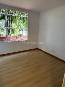 Apartamento de 3 alcobas en venta en El Batan Ii Sector, Bogotá, 100 m² · foto 15 de 20