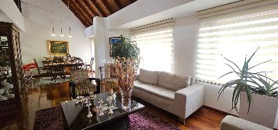 Apartamento de 4 alcobas en venta en Santa Barbara Occidental, Bogotá, 207 m² · foto 2 de 20