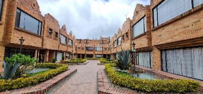 Apartamento de 4 alcobas en venta en Cedritos Alcala, Bogotá, 196 m² · foto 2 de 20