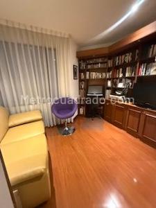 Apartamento de 3 alcobas en venta en Chico San Patricio, Bogotá, 235 m² · foto 7 de 17
