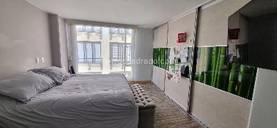 Apartamento de 3 alcobas en venta en Chico Santa Barbara, Bogotá, 135 m² · foto 7 de 19