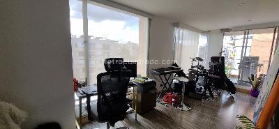 Apartamento de 3 alcobas en venta en Chico Santa Barbara, Bogotá, 135 m² · foto 11 de 19