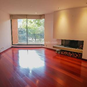Apartamento de 3 alcobas en venta en Chico Navarro Santa Barbara, Bogotá, 171 m² · foto 2 de 20