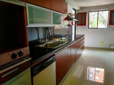 Apartamento de 3 alcobas en venta en Chico Navarro Santa Barbara, Bogotá, 171 m² · foto 5 de 20