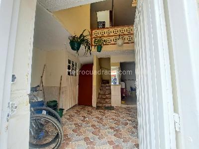 Casa de 5 alcobas en venta en Alqueria La Fragua, Bogotá, 180 m² · foto 11 de 12