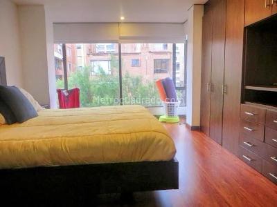 Apartamento de 3 alcobas en venta en Chico Autopista, Bogotá, 137 m² · foto 12 de 13