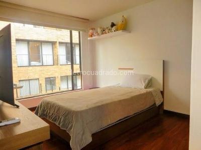 Apartamento de 3 alcobas en venta en Chico Autopista, Bogotá, 137 m² · foto 13 de 13
