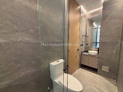 Apartamento de 1 alcoba en venta en El Nogal, Bogotá, 81 m² · foto 16 de 18