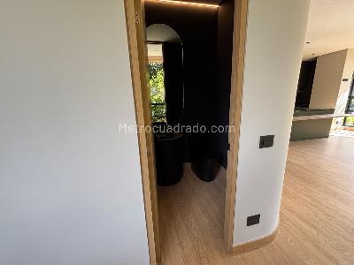Apartamento de 1 alcoba en venta en El Nogal, Bogotá, 81 m² · foto 17 de 18