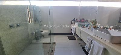 Apartamento de 3 alcobas en venta en Sierras Del Moral, Bogotá, 220 m² · foto 10 de 18