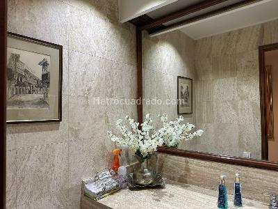 Apartamento de 4 alcobas en venta en Chico Cabrera, Bogotá, 361 m² · foto 10 de 20