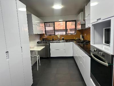 Apartamento de 3 alcobas en venta en Chapinero, Bogotá, 176 m² · foto 6 de 20