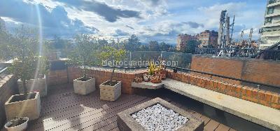 Apartamento de 2 alcobas en venta en El Refugio, Bogotá, 176 m² · foto 13 de 18