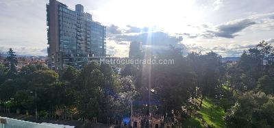 Apartamento de 2 alcobas en venta en El Refugio, Bogotá, 176 m² · foto 18 de 18
