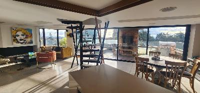 Apartamento de 2 alcobas en venta en El Refugio, Bogotá, 176 m² · foto 1 de 18