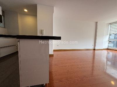 Apartamento en venta en Santa Barbara Central, Bogotá · foto 3 de 20