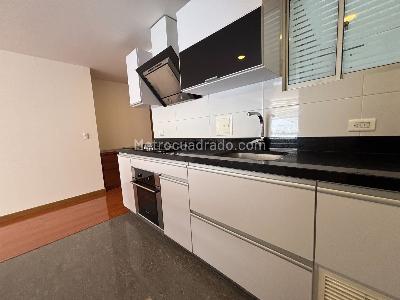 Apartamento en venta en Santa Barbara Central, Bogotá · foto 5 de 20