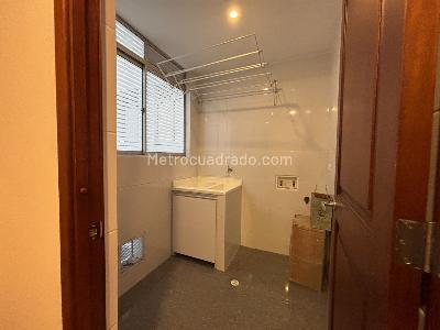 Apartamento en venta en Santa Barbara Central, Bogotá · foto 15 de 20