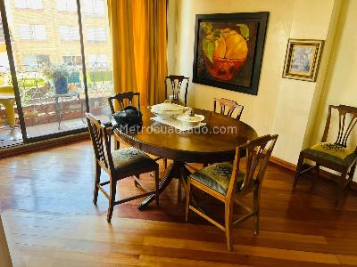 Apartamento de 2 alcobas en venta en Santa Barbara Central, Bogotá, 167 m² · foto 11 de 16