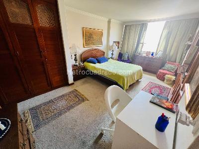 Apartamento de 2 alcobas en venta en Santa Barbara Central, Bogotá, 167 m² · foto 6 de 16