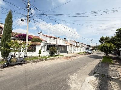 Casa de 4 alcobas en venta en Las Villas, Bogotá, 260 m² · foto 2 de 20