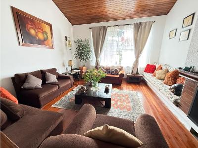 Casa de 4 alcobas en venta en Las Villas, Bogotá, 260 m² · foto 4 de 20