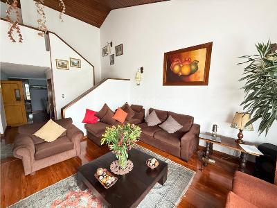 Casa de 4 alcobas en venta en Las Villas, Bogotá, 260 m² · foto 6 de 20