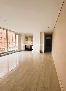 Apartamento de 2 alcobas en venta en Chico Norte, Bogotá, 89 m² · foto 1 de 16