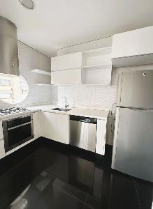 Apartamento de 2 alcobas en venta en Chico Norte, Bogotá, 89 m² · foto 3 de 16