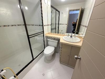 Apartamento en venta en Chico Navarra, Bogotá · foto 8 de 12