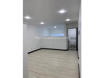 Casa de 4 alcobas en venta en Santa Ana Occ, Bogotá, 328 m² · foto 2 de 20