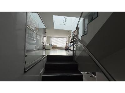 Apartamento de 4 alcobas en venta en Santa Barbara, Bogotá, 250 m² · foto 7 de 20