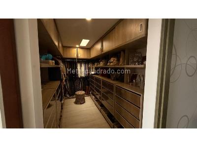 Apartamento de 4 alcobas en venta en Santa Barbara, Bogotá, 250 m² · foto 12 de 20