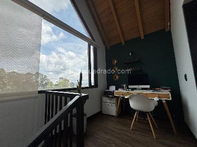 Casa de 4 alcobas en venta en Cerros De Suba, Bogotá, 300 m² · foto 12 de 20