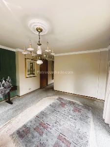 Apartamento en venta en La Carolina, Bogotá · foto 8 de 20