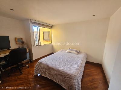 Apartamento de 4 alcobas en venta en San Patricio, Bogotá, 233 m² · foto 12 de 17