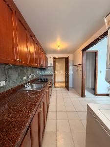 Apartamento en venta en Santa Barbara Occidental, Bogotá · foto 8 de 17