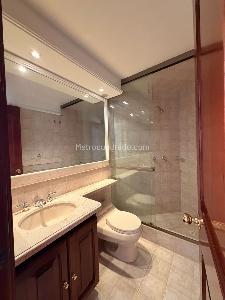 Apartamento en venta en Santa Barbara Occidental, Bogotá · foto 14 de 17