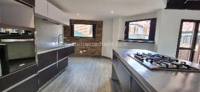 Apartamento de 3 alcobas en venta en El Bosque, Bogotá, 169 m² · foto 2 de 20